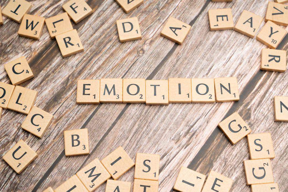 Ilustrasi mengendalikan emosi (Unsplash/Markus Winkler)