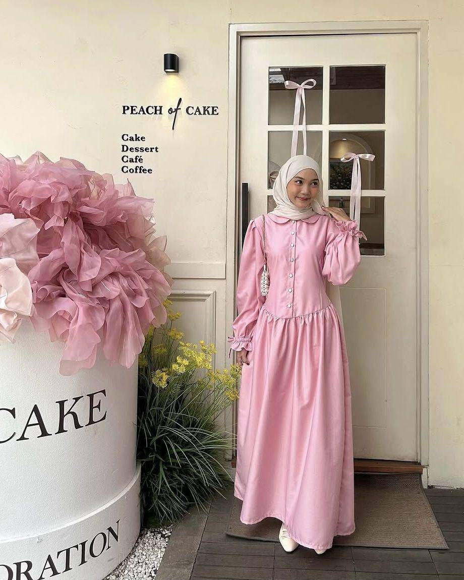 potret ide one set dan dress nuansa pink ala Diva Syifa (instagram.com/divasyifa)