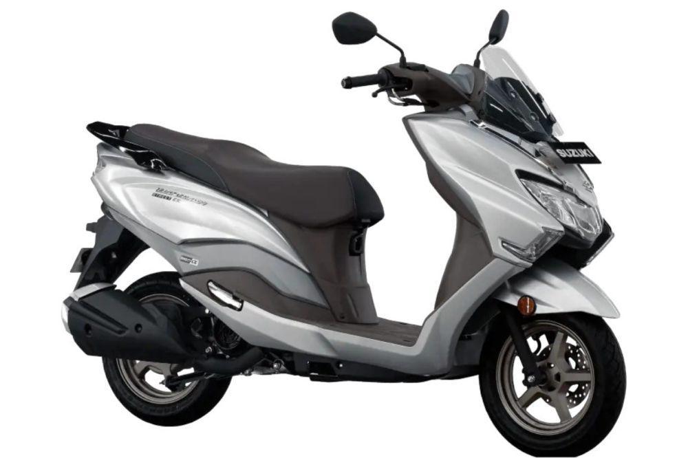 Duel Sengit Skutik 125 cc: Pilih Vario, Gear, Burgman, atau Mio?