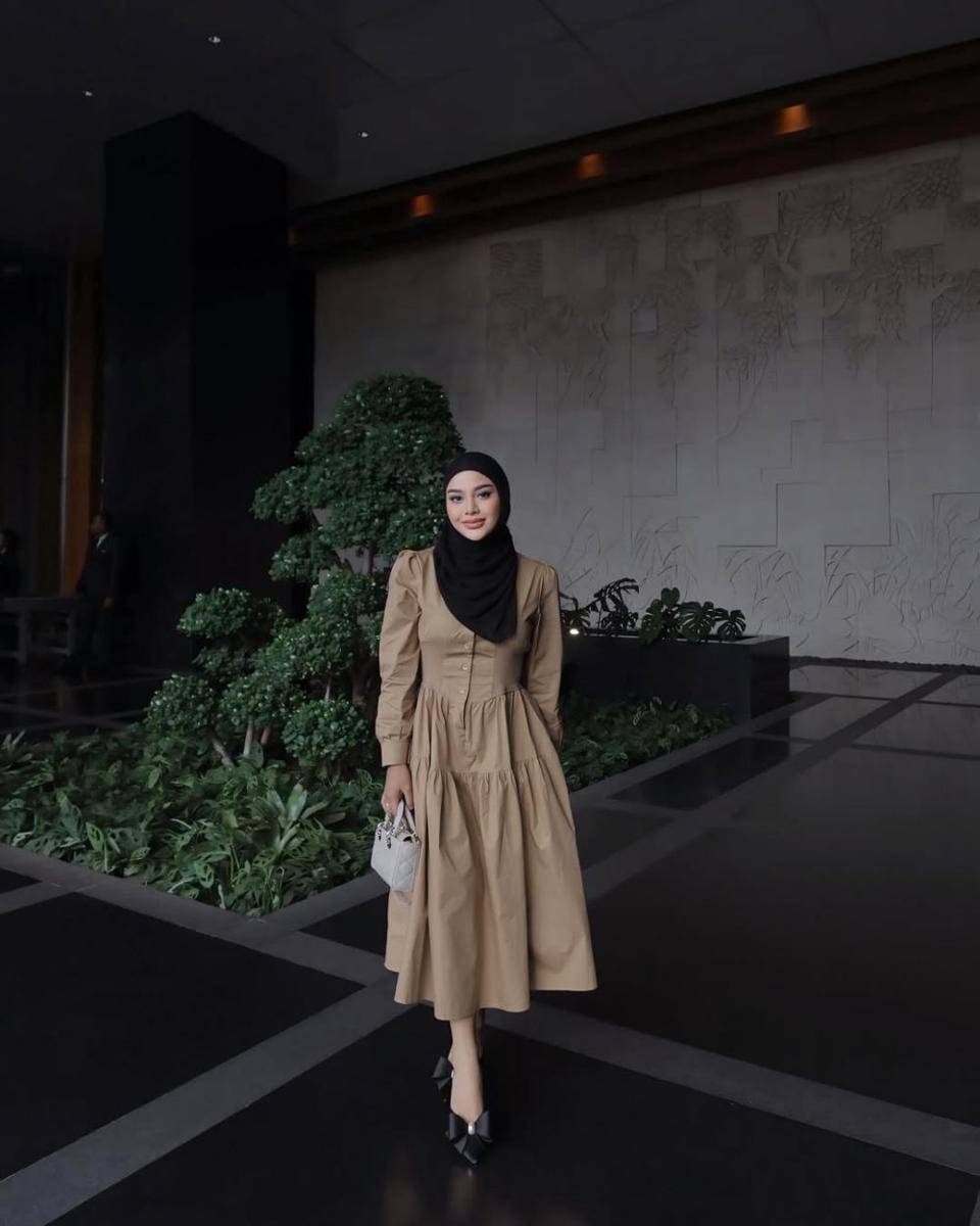 gaya OOTD bukber ala Aurel Hermansyah (instagram.com/aurelie.hermansyah)