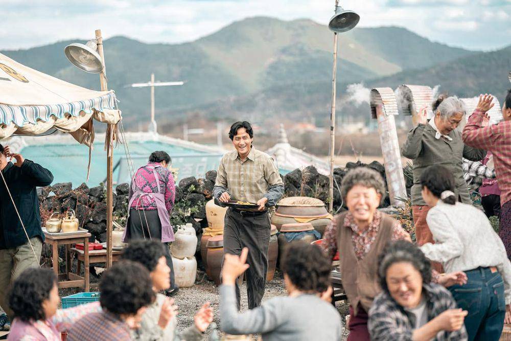 cuplikan drama When Life Gives You Tangerines (instagram.com/netflixkr)