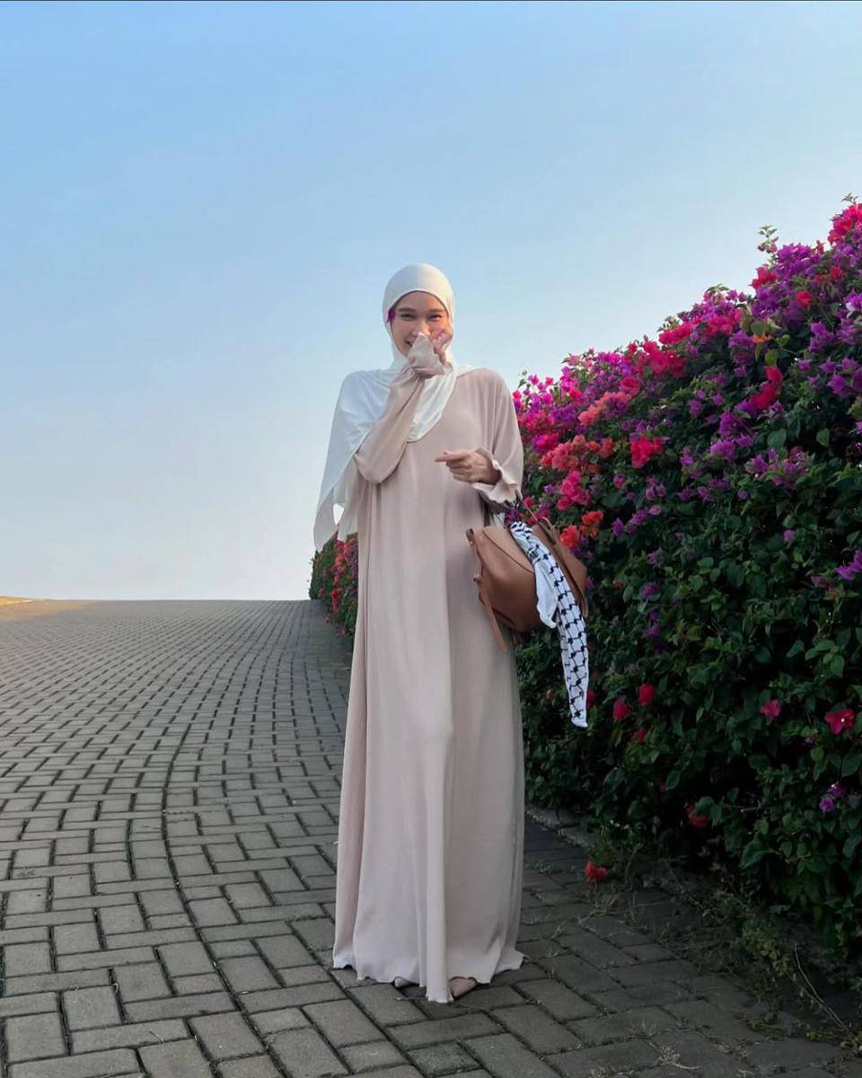 Astri Ratnasari (instagram.com/nasariastri)