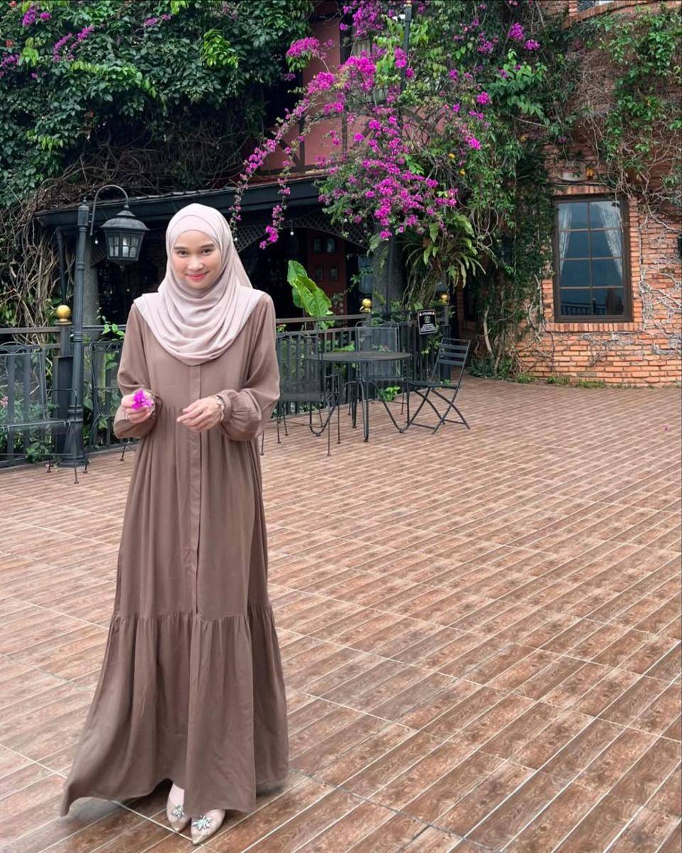 Astri Ratnasari (instagram.com/nasariastri)