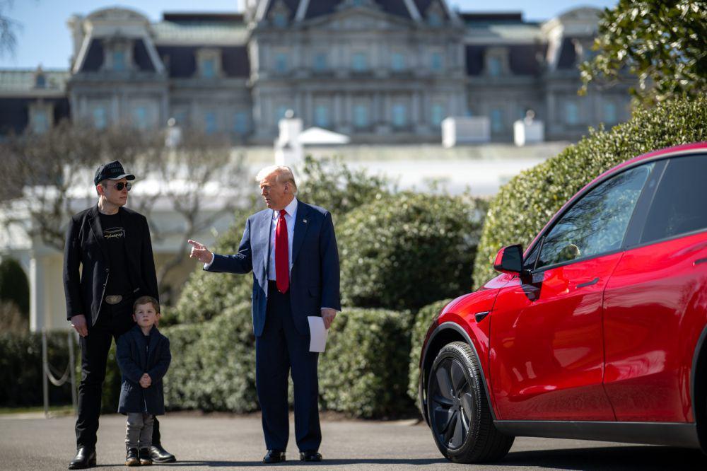 CEK FAKTA: Benarkah Donald Trump dan Elon Musk Bertengkar?