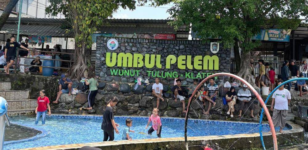 Objek wisata Umbul Pelem di Desa Wunut Klaren. (Instagram.com/umbulpelemwaterpark)