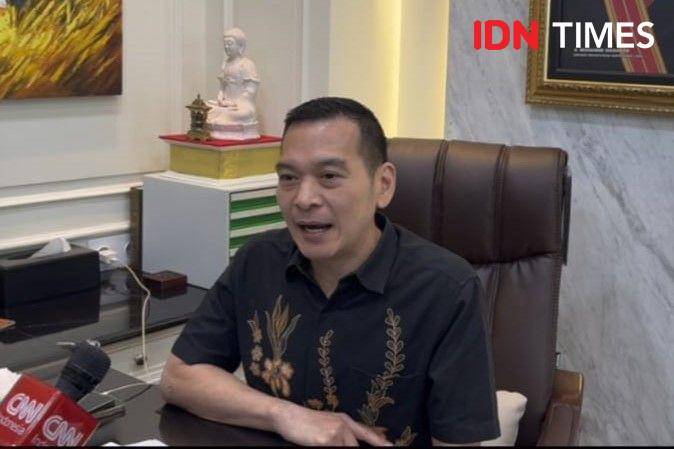 Anggota Komisi IV DPR RI Fraksi PKB Daniel Johan soroti temuan ladang ganja di Taman Nasional Bromo Semeru. (IDN Times/Amir Faisol)