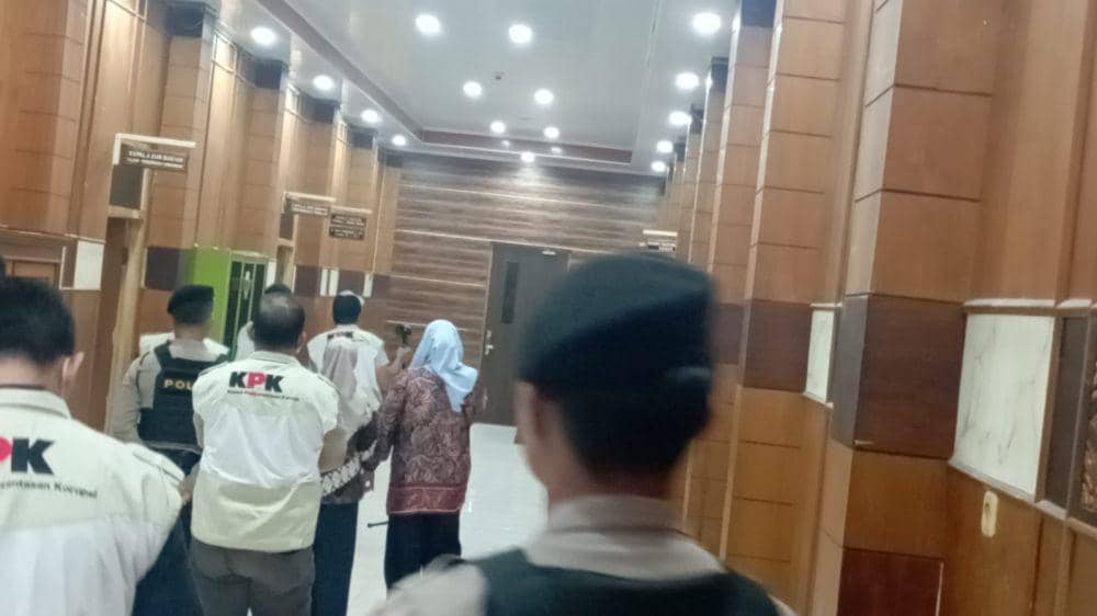 Giliran Kantor DPRD OKU Digeledah KPK, Penyidik Sita Beberapa Dokumen