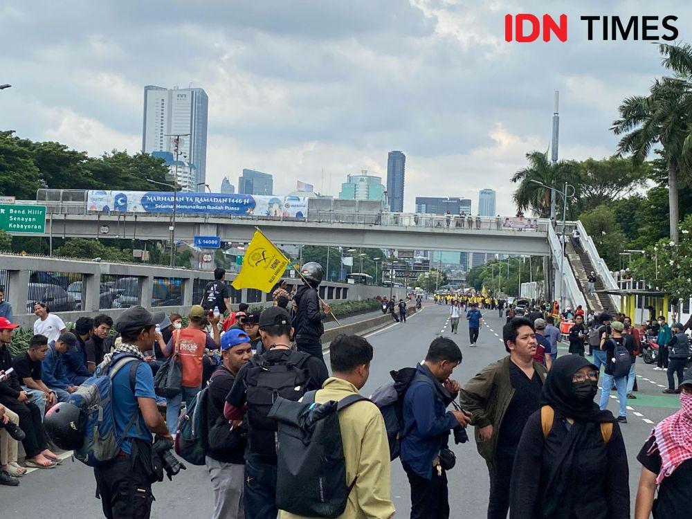 Jalan Depan DPR Ditutup Total, Polisi Berlakukan Rekayasa Lalu Lintas