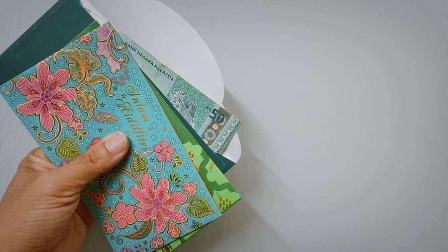 Asal-usul Berbagi Amplop Lebaran, Kapan Mulai Dilakukan?
