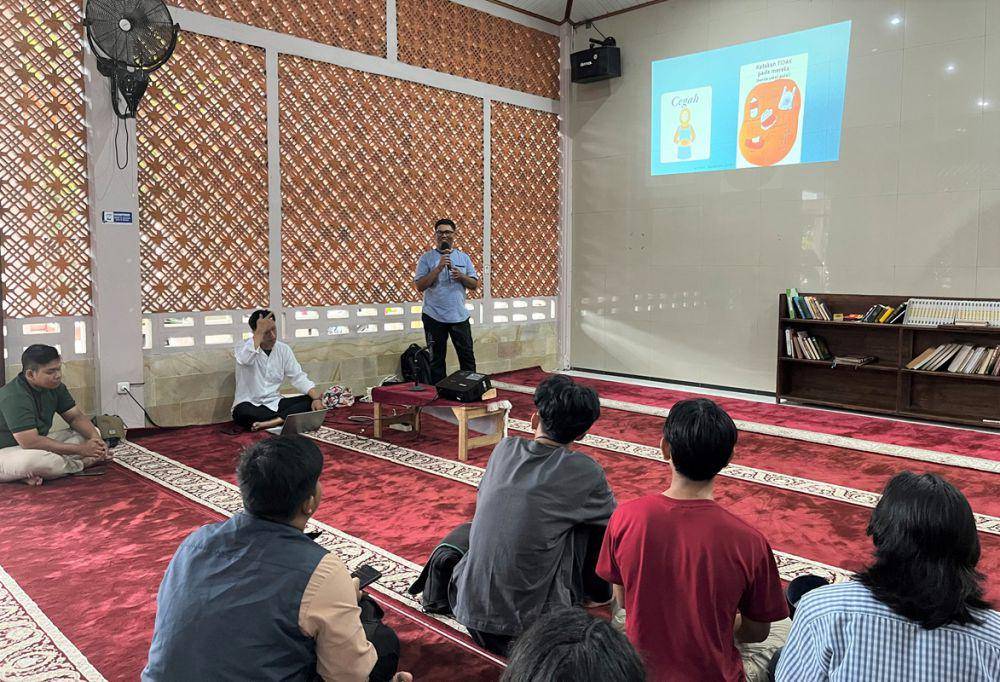 Dosen Itera Berbagi Eco-Takjil, Edukasi Mahasiswa Puasa Sampah