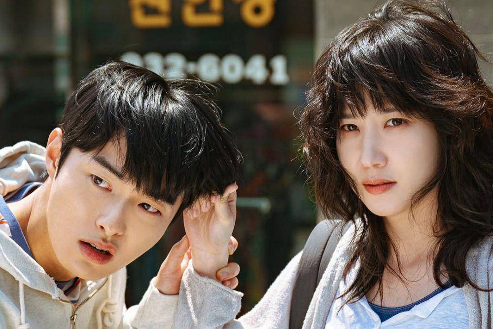 still cut drama Hyper Knife (instagram.com/disneypluskr)