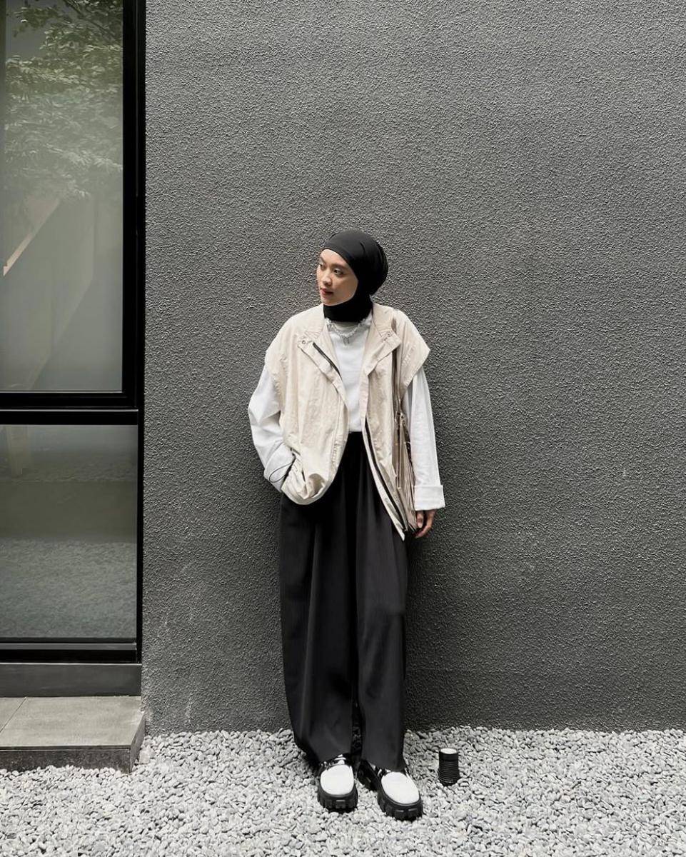 OOTD ala Nindi Ayuningtyas (instagram.com/nindiayg)
