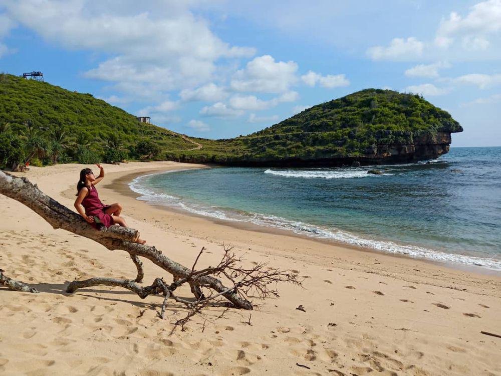 5 Pantai Tersembunyi di Pacitan yang Wajib Dikunjungi