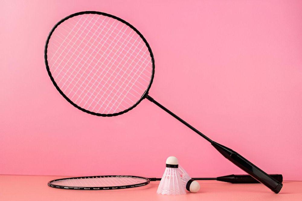 7 Tips Memilih Raket Badminton agar Defense Lebih Solid, Pahami Bro!