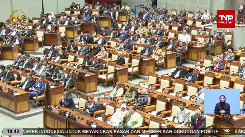 Suasana rapat paripurna pengesahan RUU Nomor 34 Tahun 2004 tentang TNI menjadi UU dalam Rapat Paripurna ke 15 masa persidangan II pada Kamis (20/3/2025). (youtube.com/DPR RI)