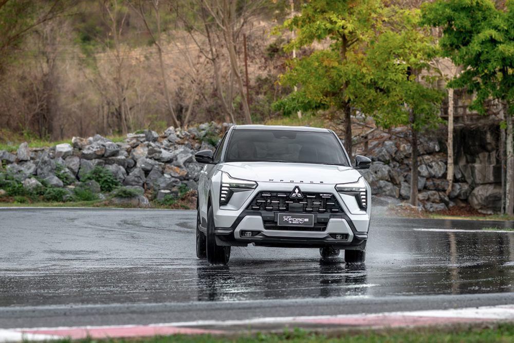 Mitsubishi Xforce HEV Meluncur, Ini Keunggulan Mesin Hibridanya!