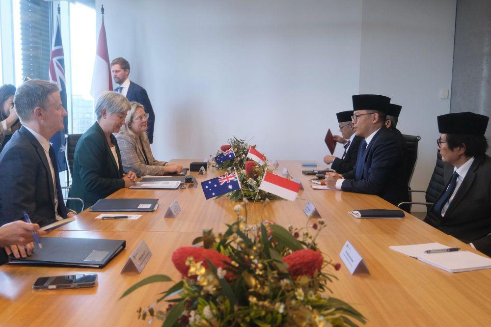 Menlu Sugiono lakukan pertemuan bilateral Indonesia-Australia di Sydney. (Dok. Kemlu RI)