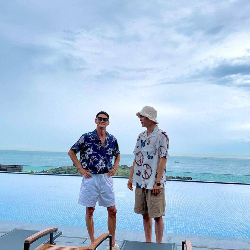 inspirasi outfit liburan ala Kai EXO (instagram.com/zkdlin)