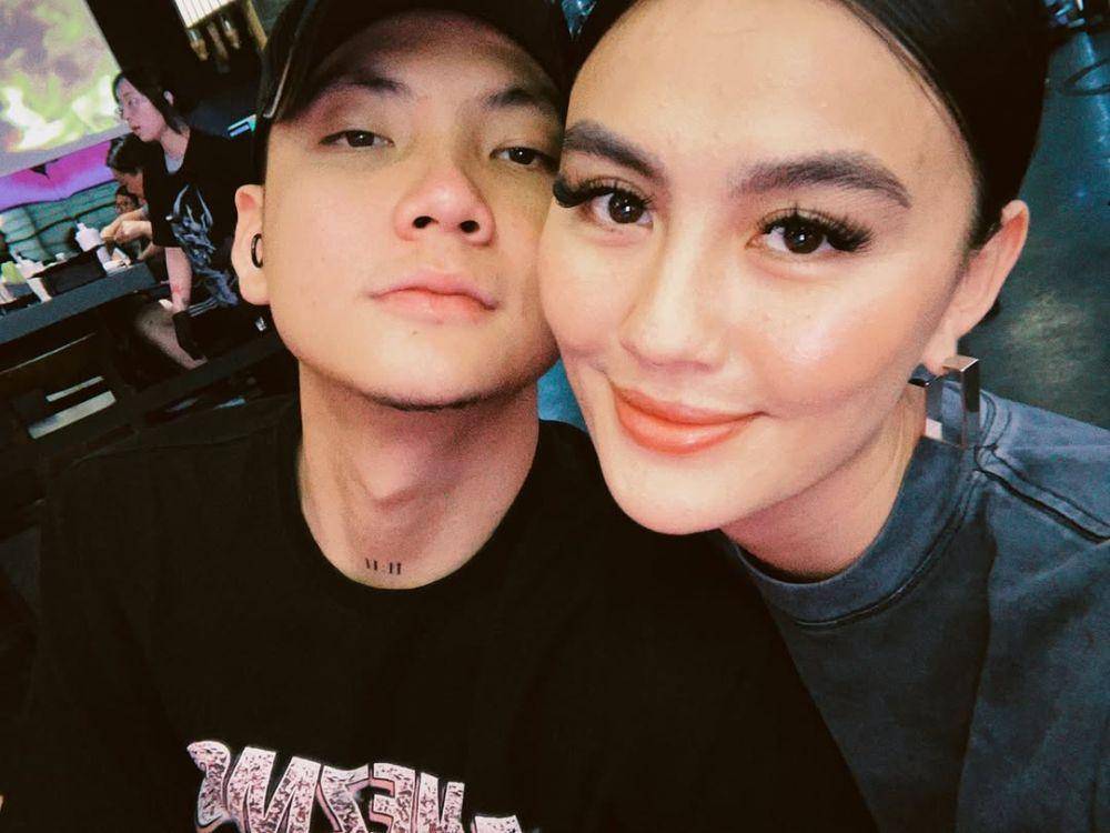 Agnez Mo dan kekasih, Adam Rosyadi (instagram.com/agnezmo)