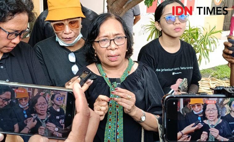 Ketua LPA NTT Veronika Ata ikut dalam Koalisi Masyarakat Sipil Melawan Kekerasan Seksual Anak. (IDN Times/ Putra F. D. Bali Mula)
