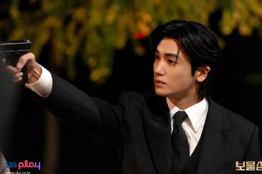 Still cut Buried Hearts (dok. SBS/Buried Hearts)