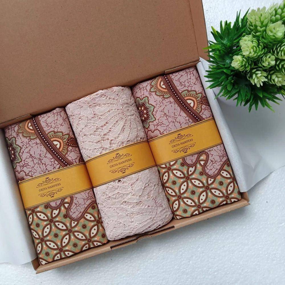 Ilustrasi hampers Lebaran (Shopee/Griya Hampers Official)