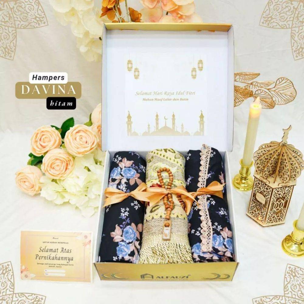Ilustrasi hampers Lebaran (Shopee/ALFAUZI COLLECTION)