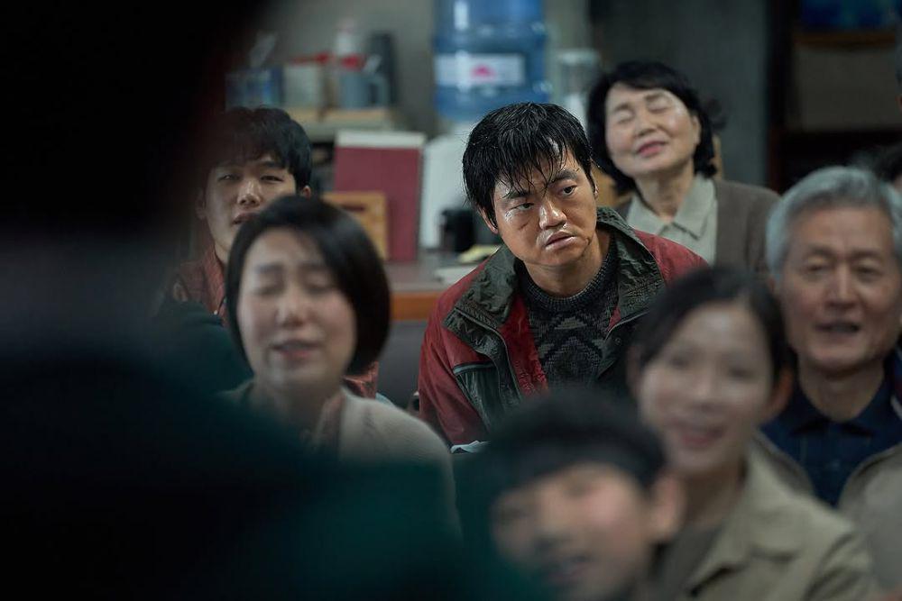 7 Plot Twist di Ending Film Korea Revelations, Semua Punya 'Monster'!