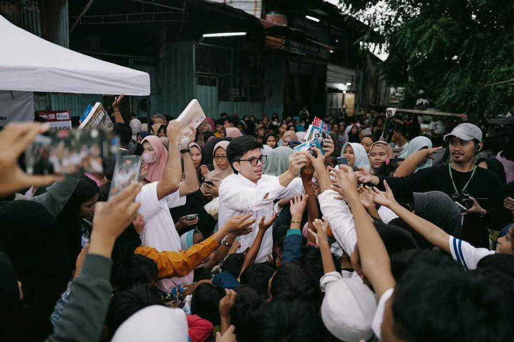 potret Atta Halilintar di kampung pemulung (instagram.com/attahalilintar)
