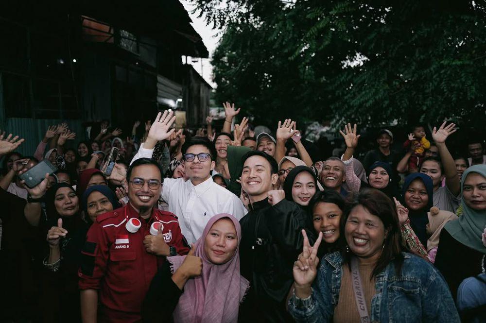 10 Potret Atta Halilintar Berbagi Jumat Berkah di Kampung Pemulung