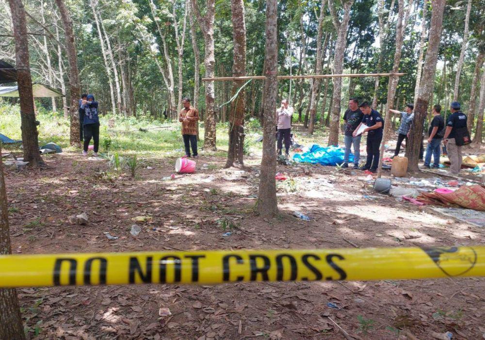 Kompolnas meninjau dan mengecek lokasi sabung ayam di Way Kanan tewaskan 3 anggota Polri ditembak. (IDN Times/Istimewa).