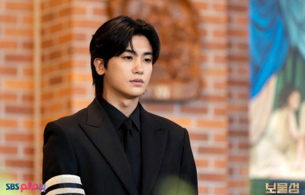 Still cut Buried Hearts (dok. SBS/Buried Hearts)