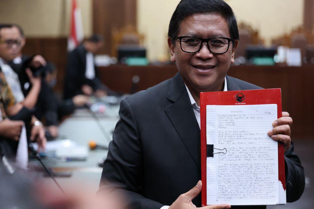 Tulis Surat di Bui, Hasto Puasa 36 Jam dan Merasa Hidup Sempurna