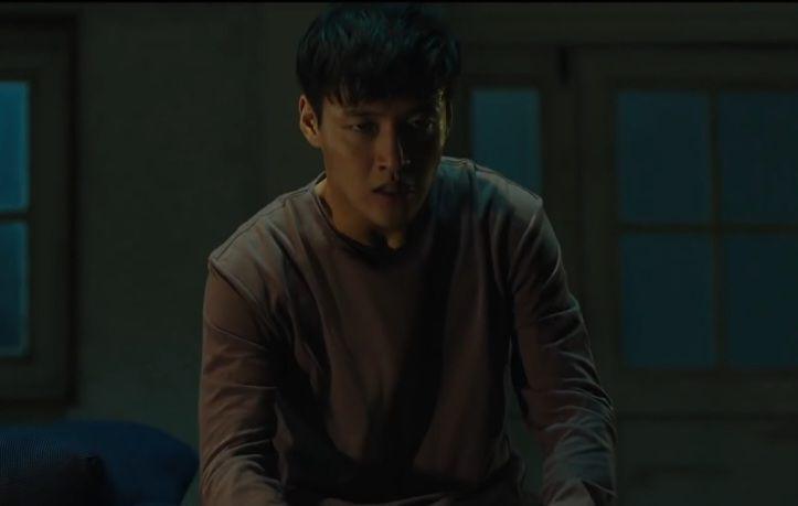 Kang Ha Neul di film Forgotten (dok. Plus M Entertainment/Forgotten)