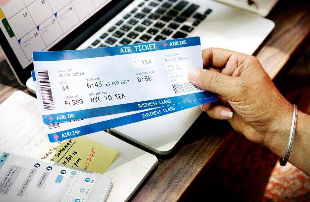Potret tiket pesawat 