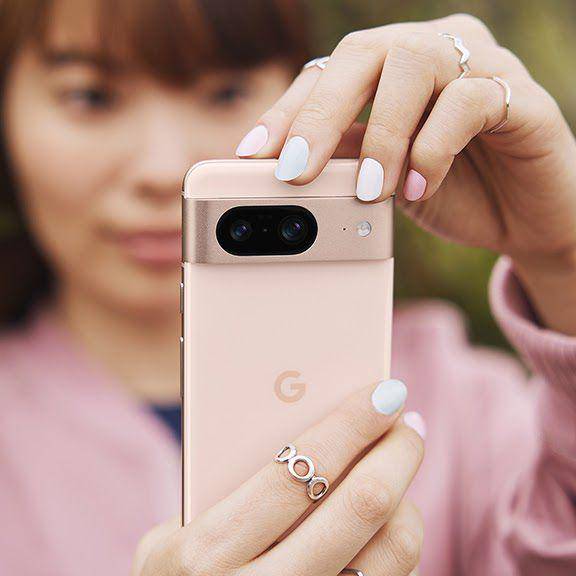 camera bar khas Pixel yang ada di Google Pixel 8, generasi sebelumnya (store.google.com)