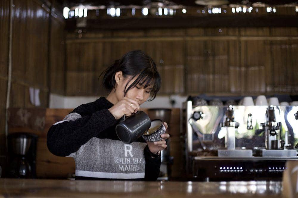 ilustrasi orang bekerja (pexels.com/ Do Ro)