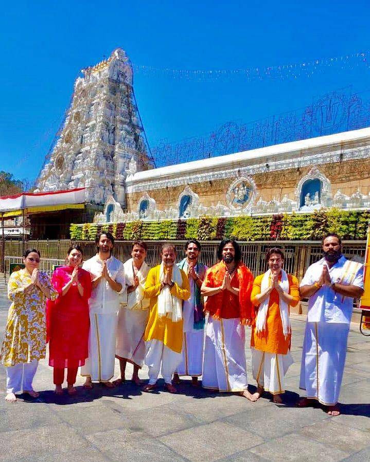 cast Mahabarata reuni (instagram.com/thakur_anoopsingh)