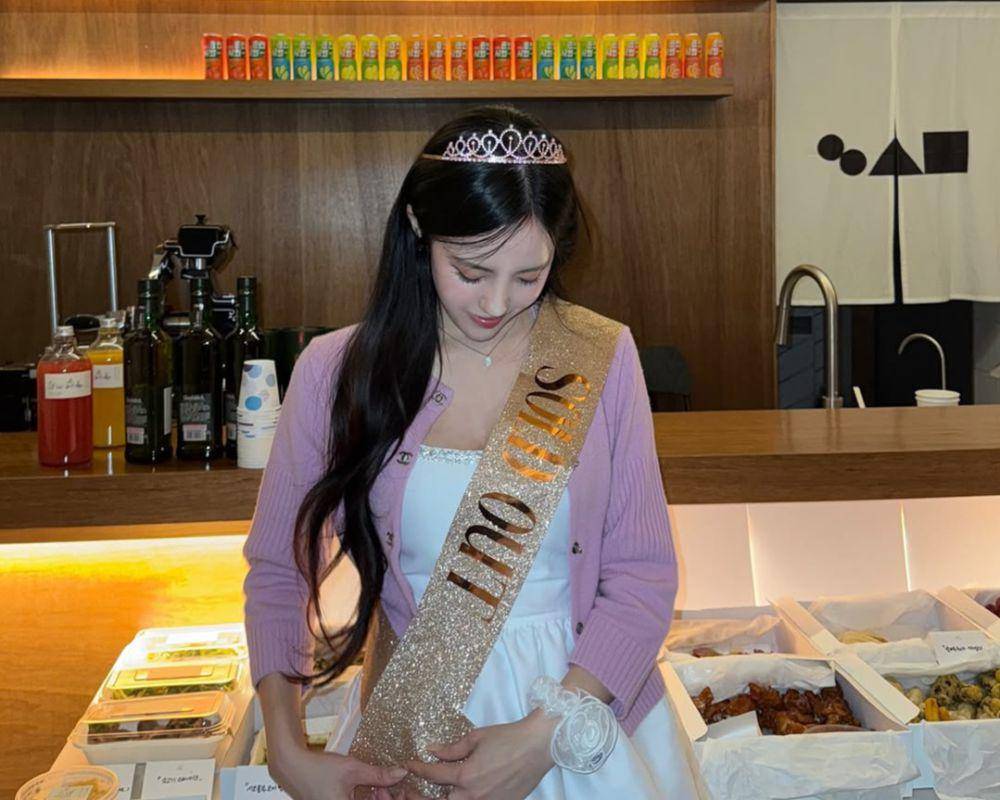 potret bridal shower Hyomin T-ARA (instagram.com/hyominnn)