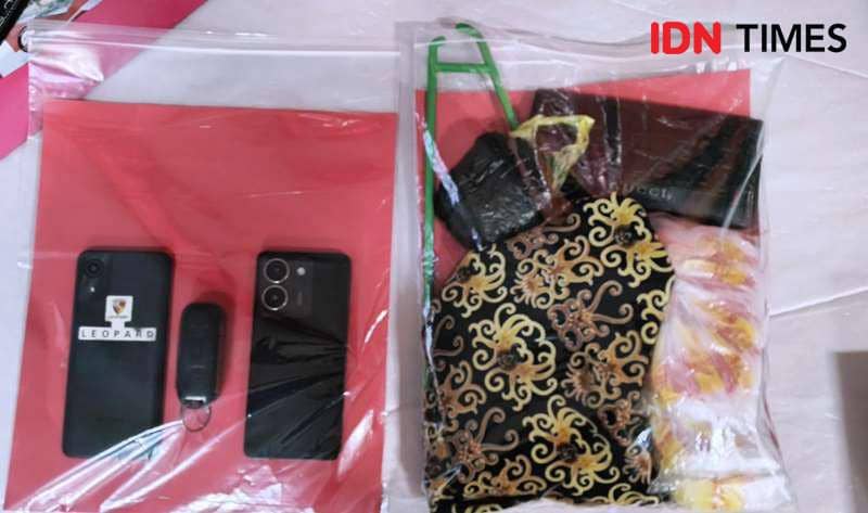 Barang bukti milik tersangka DA dan HO (IDN Times/Ervan)