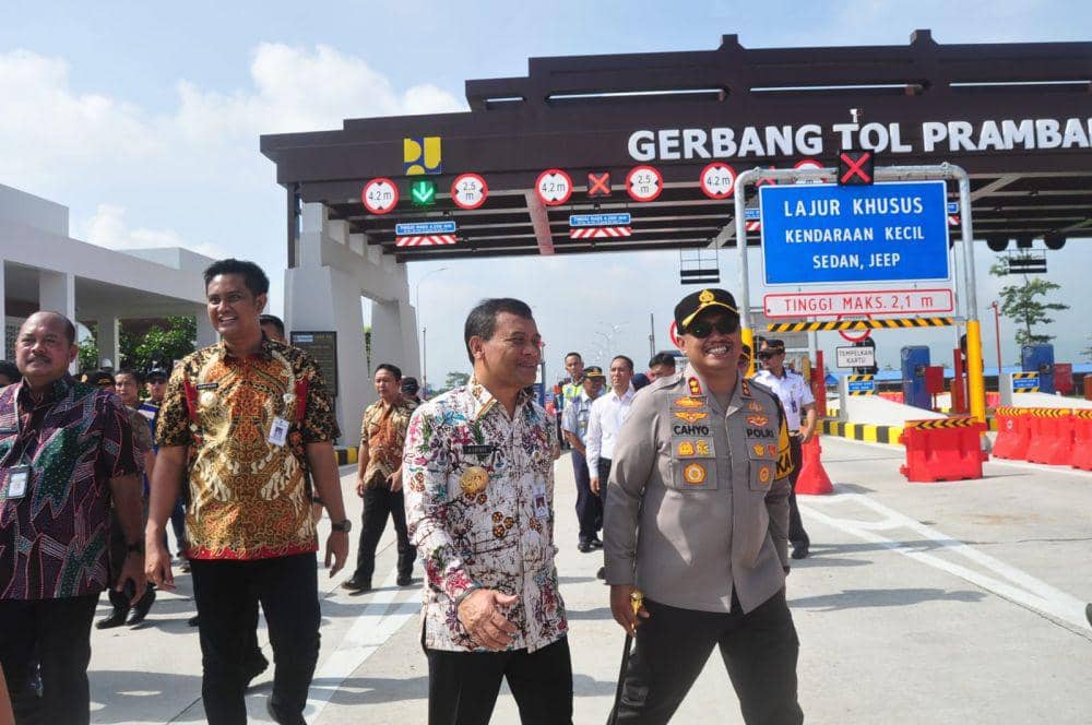 Gubernur Jateng Ahmad Luthfi tinjau Tol Klaten-Jogja. (dok Pemprov Jateng)