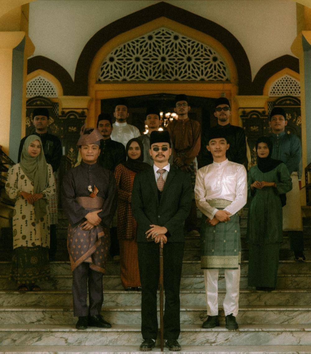 OK. Dery Ananda mencoba untuk memperkenalkan kembali kepada masyarakat lewat produk cerutunya yaitu Royal Cigar (Dok. Pribadi for IDN Times)