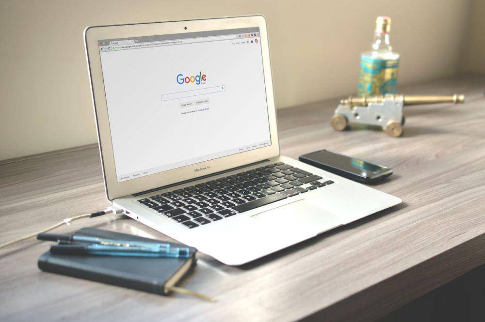ilustrasi tampilan google (pexels.com/ciao)
