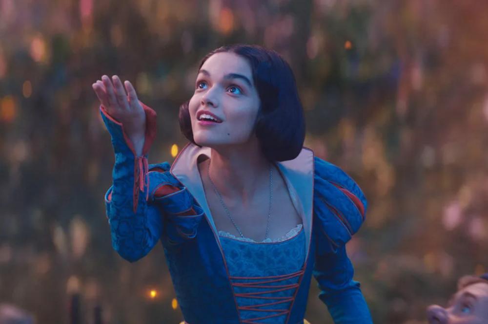 Rachel Zegler dalam Snow White (dok. Walt Disney Pictures/Snow White)