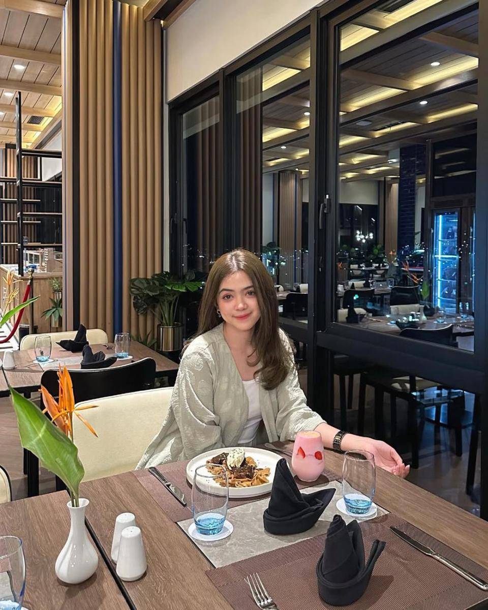 Potret Puteri Indonesia Kalimantan Timur 2025 Rinanda Maharani (Instagram.com/rinandamh)