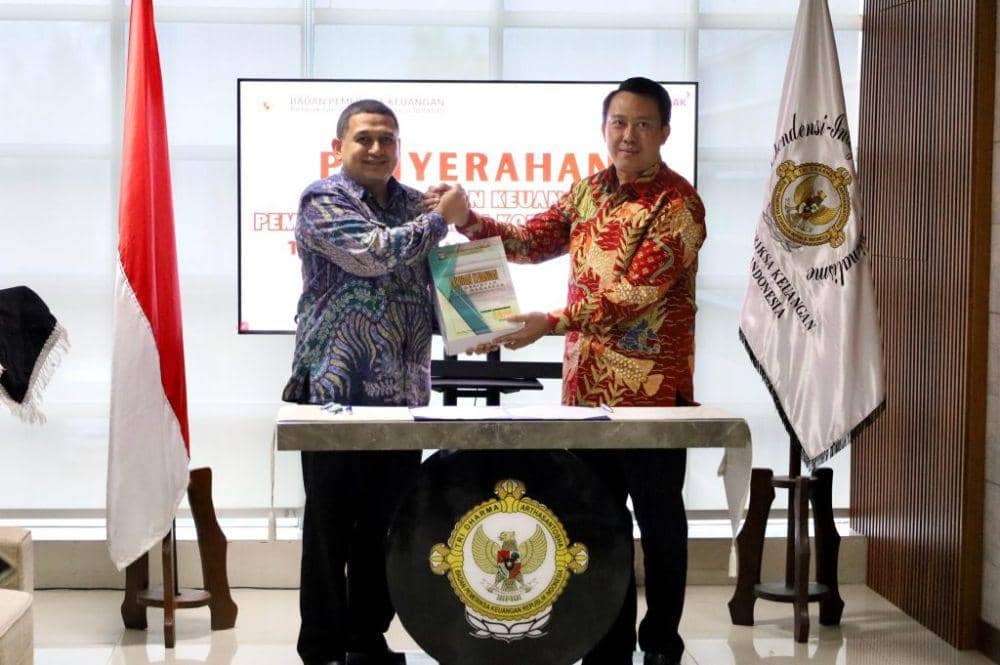 Transparansi Keuangan, Pemkot Makassar Serahkan LKPD Lebih Awal
