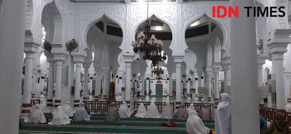 Masjid Raya Baiturrahman Aceh (IDN Times/Sunariyah)