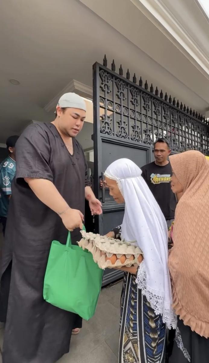 Ivan Gunawan berbagi saat Ramadan (instagram.com/ivan_gunawan)