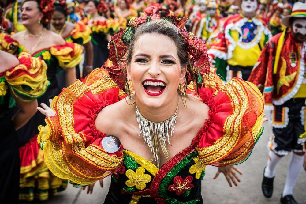 ilustrasi festival budaya (pexels.com/HERNAN PERNETT)