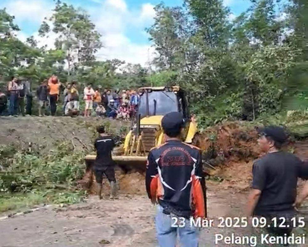 Kondisi longsor di Liku Lematang. (Dok. BPBD Pagar Alam)